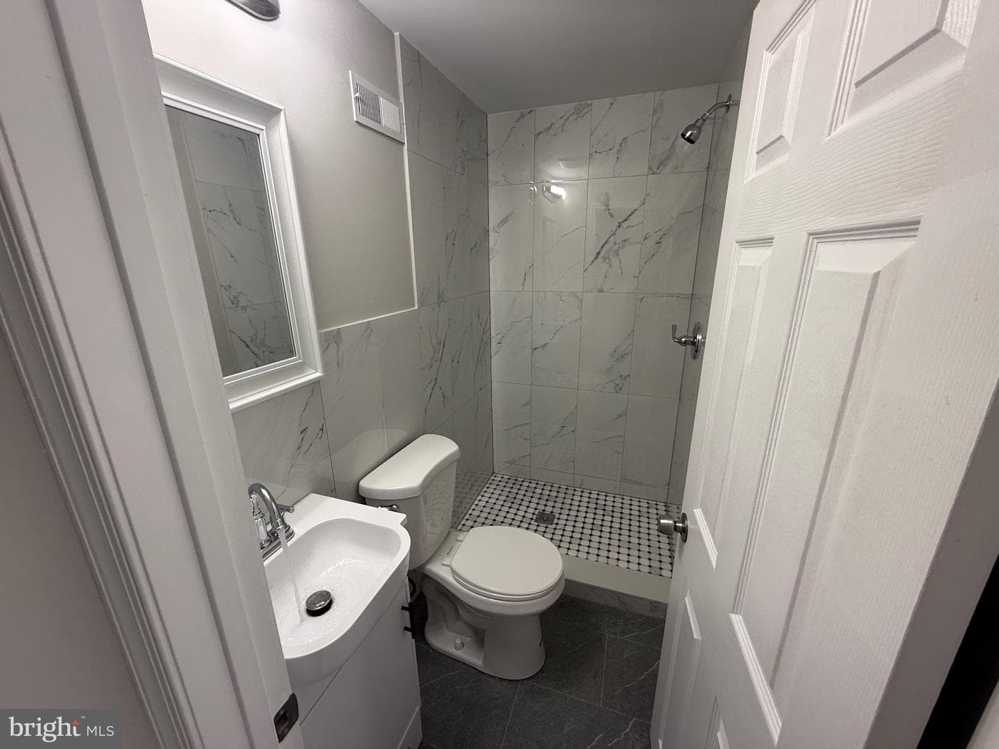 8617 Williams Avenue photo 9