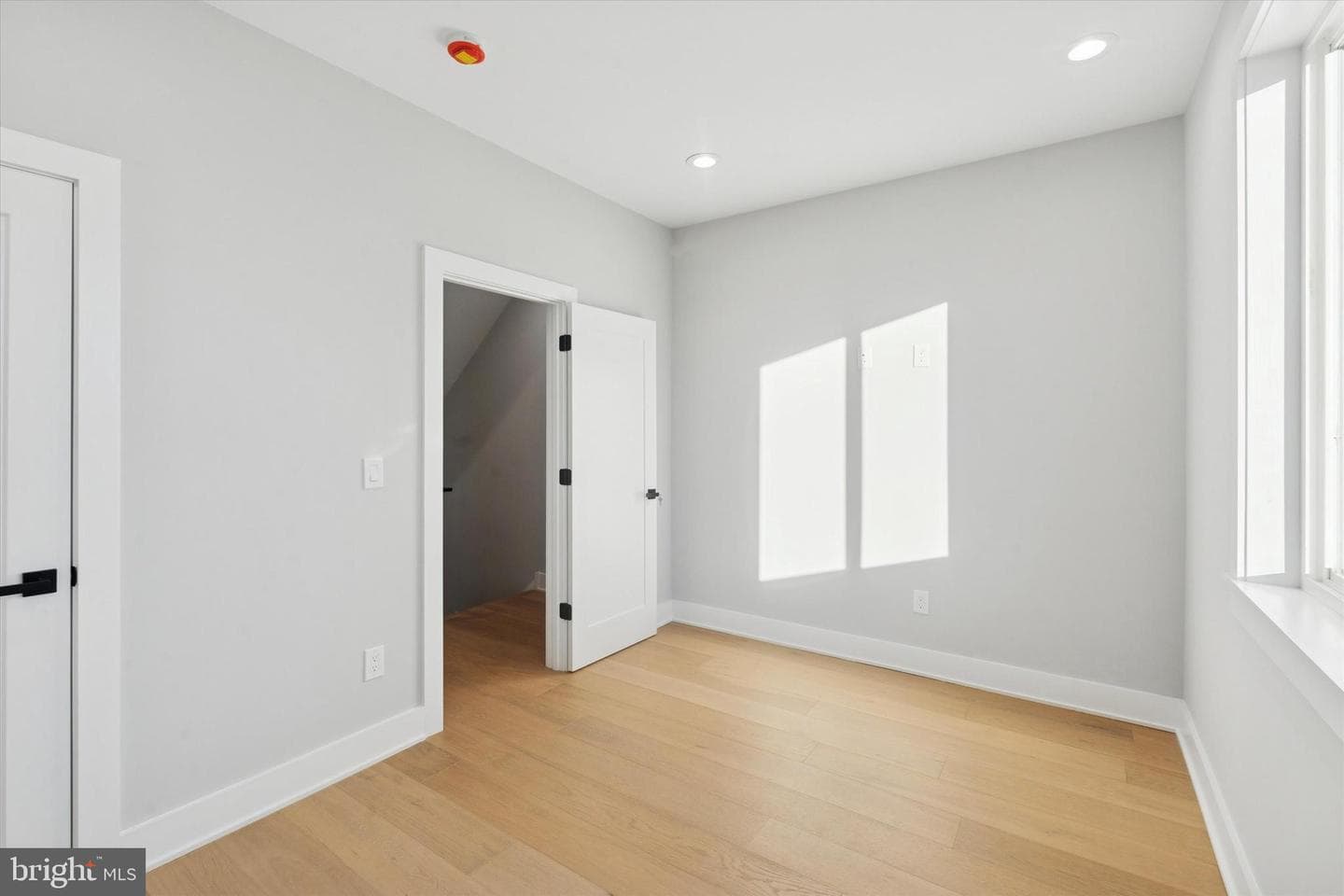 408-410 Cantrell Street photo 13
