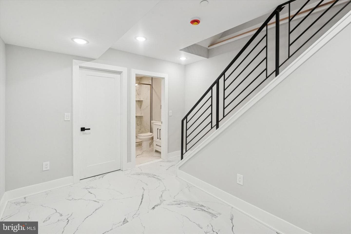 408-410 Cantrell Street photo 9