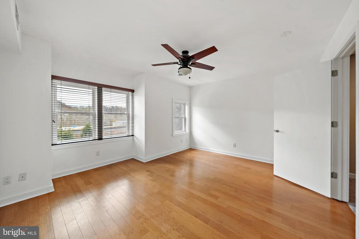 4041 Cresson Street photo 18