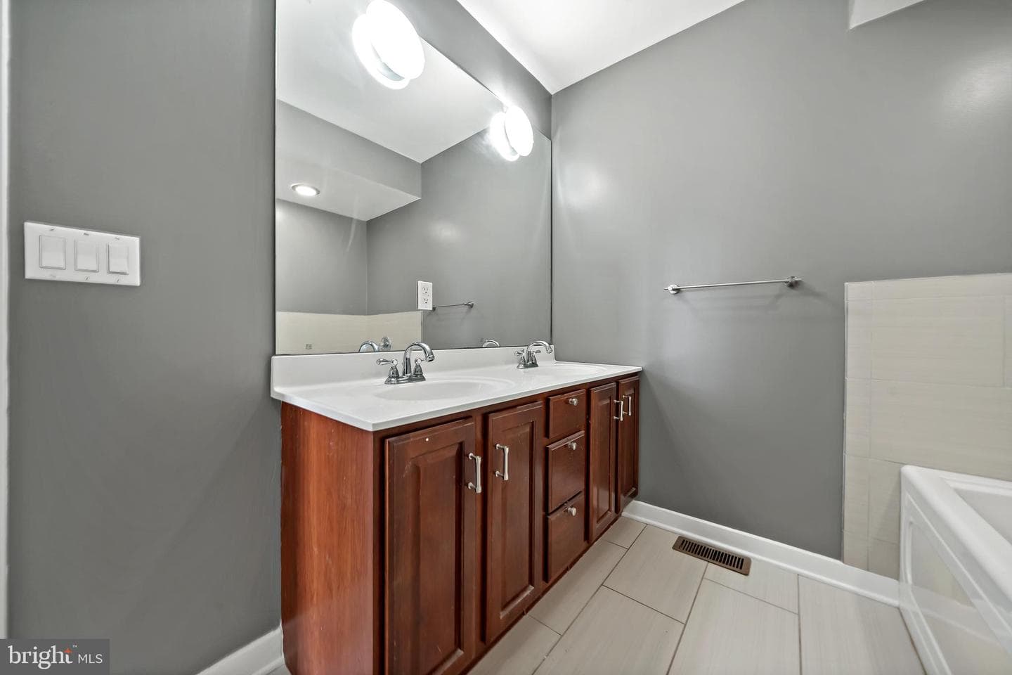 4041 Cresson Street photo 25
