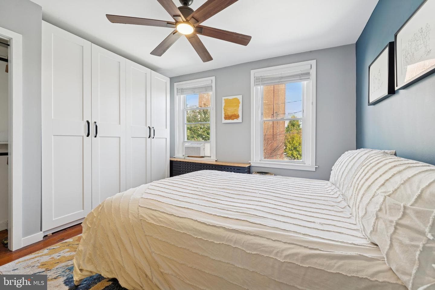 2366 E Fletcher Street photo 17