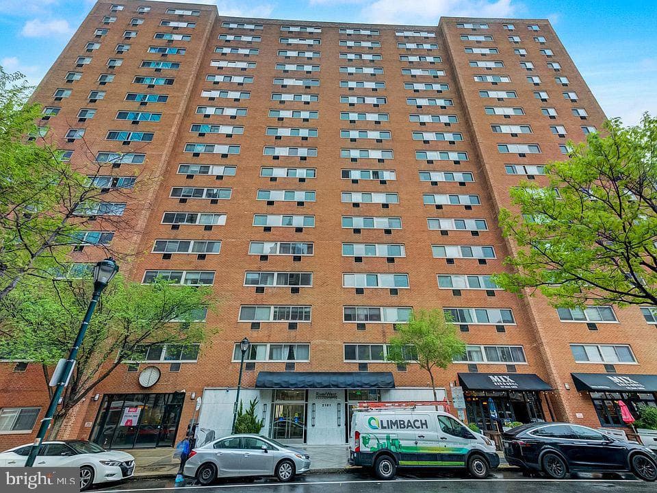 2101 Chestnut Street #726 photo 1