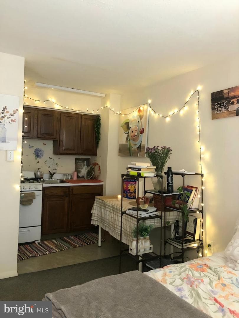 2101 Chestnut Street #726 photo 6