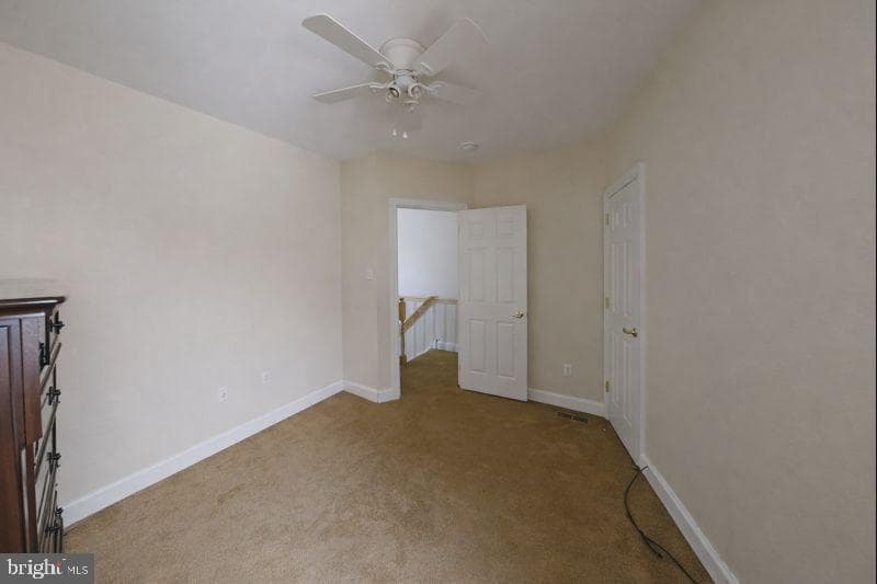 5754 W Oxford Street photo 20