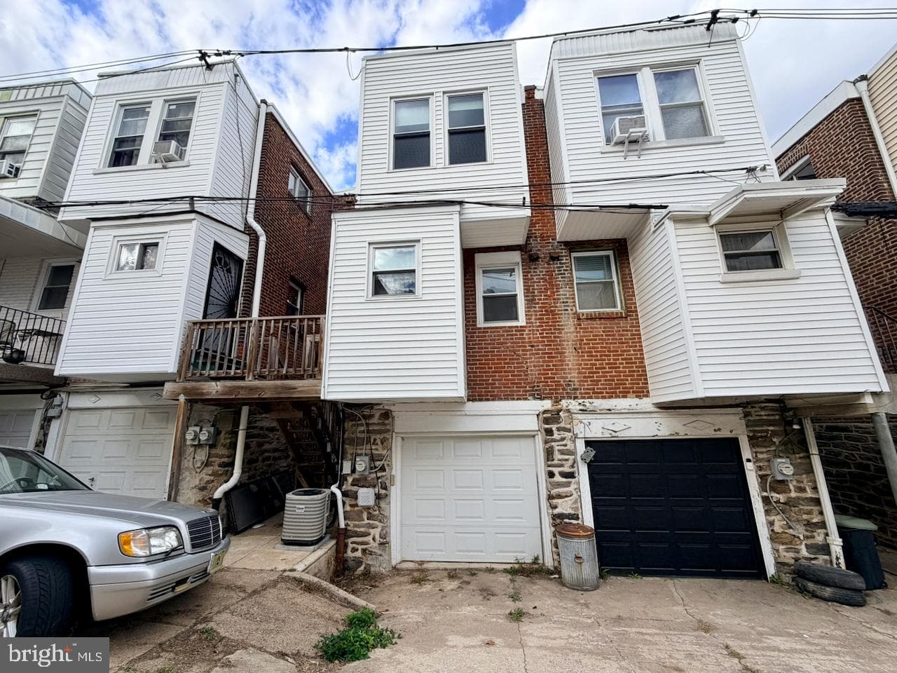 5754 W Oxford Street photo 29