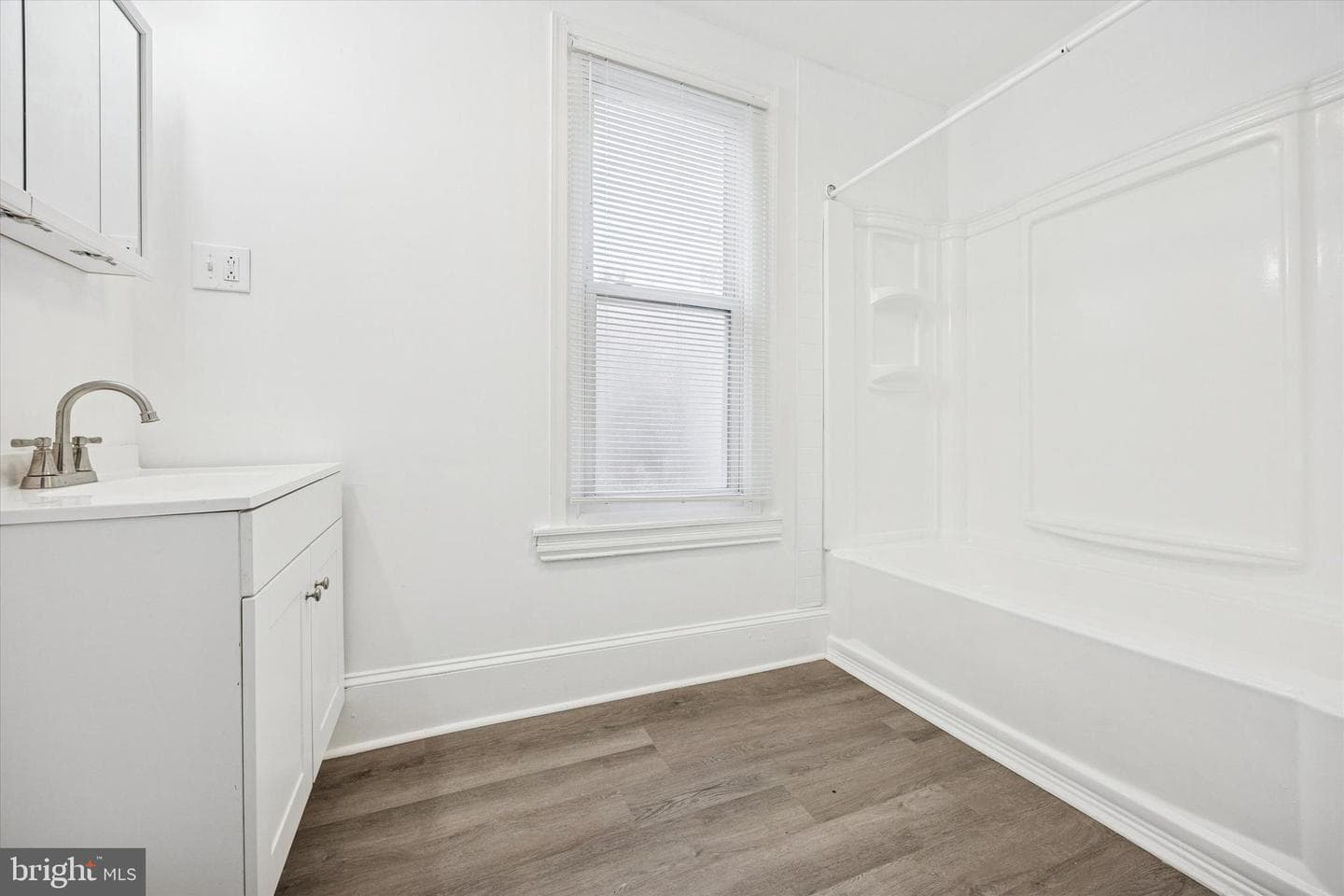 2218 N Gratz Street photo 11
