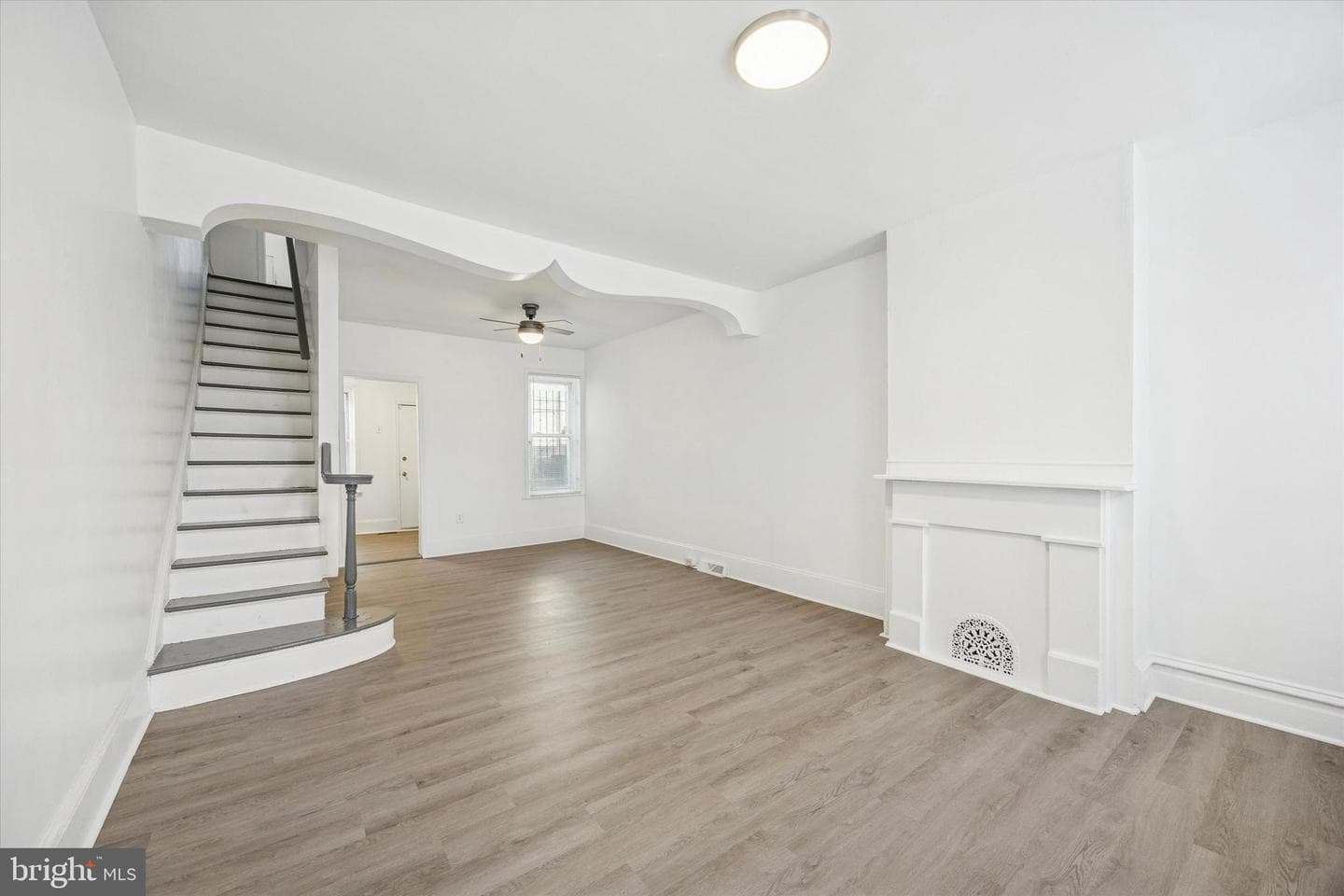 2218 N Gratz Street photo 2