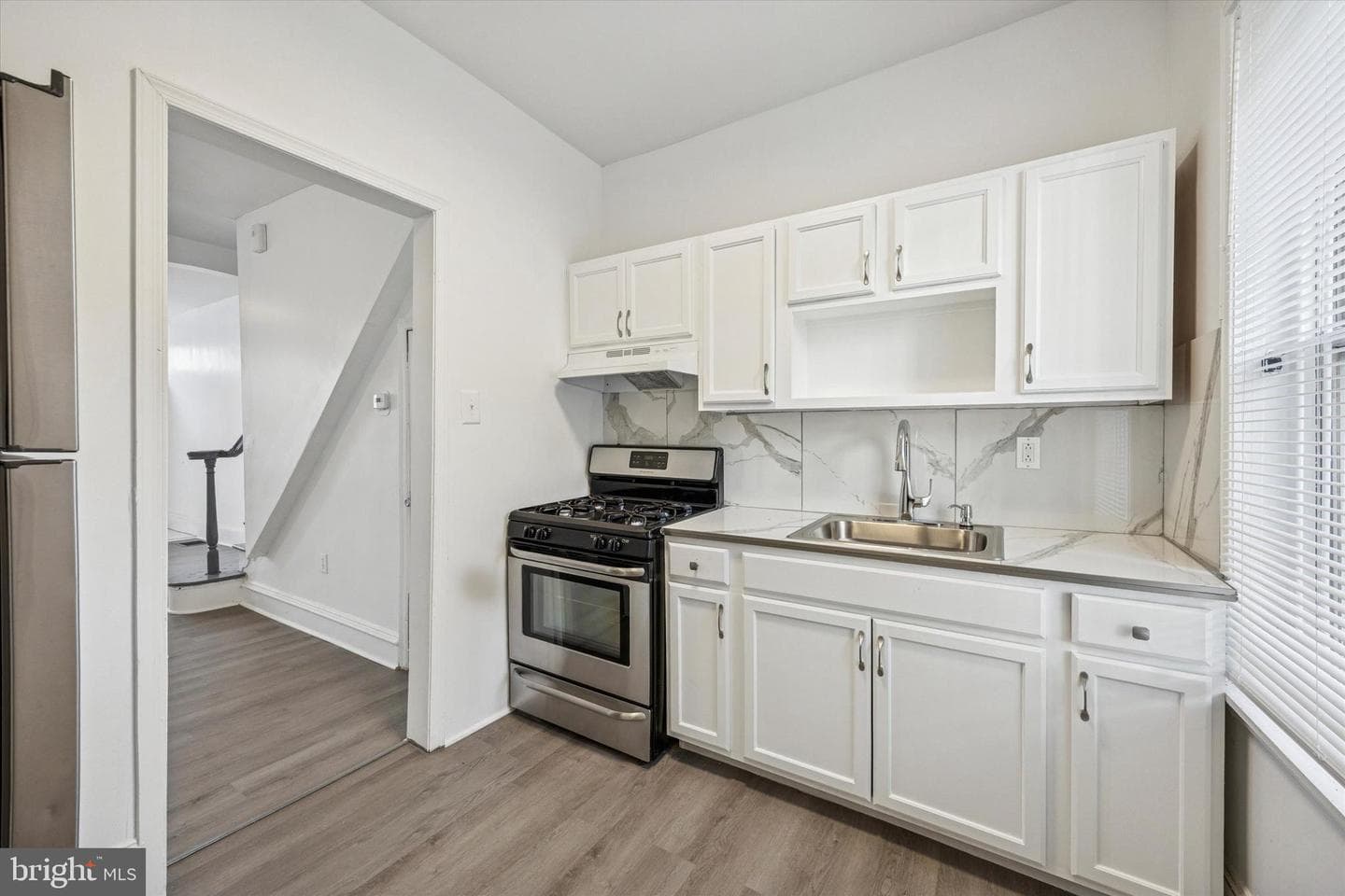 2218 N Gratz Street photo 9