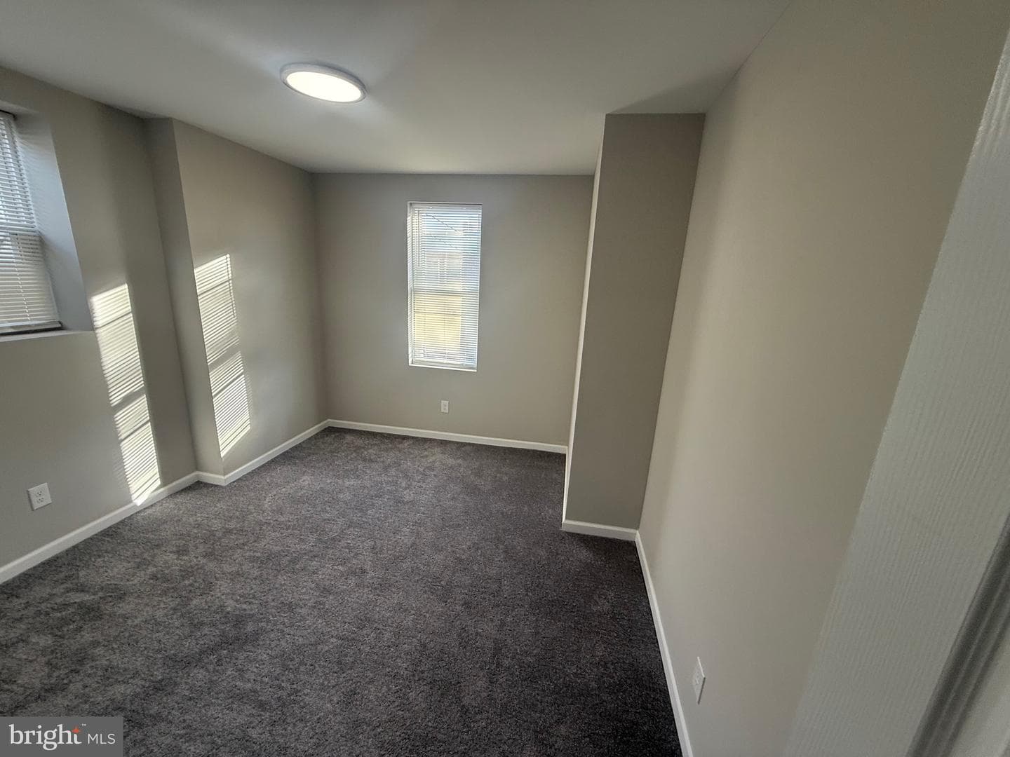 1508 W Chew Street photo 12