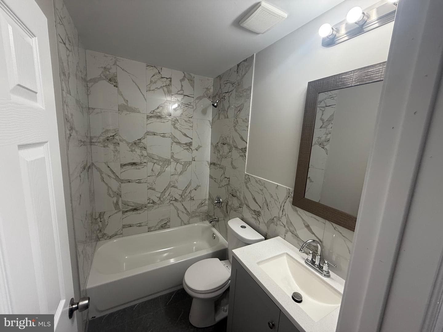 1508 W Chew Street photo 13
