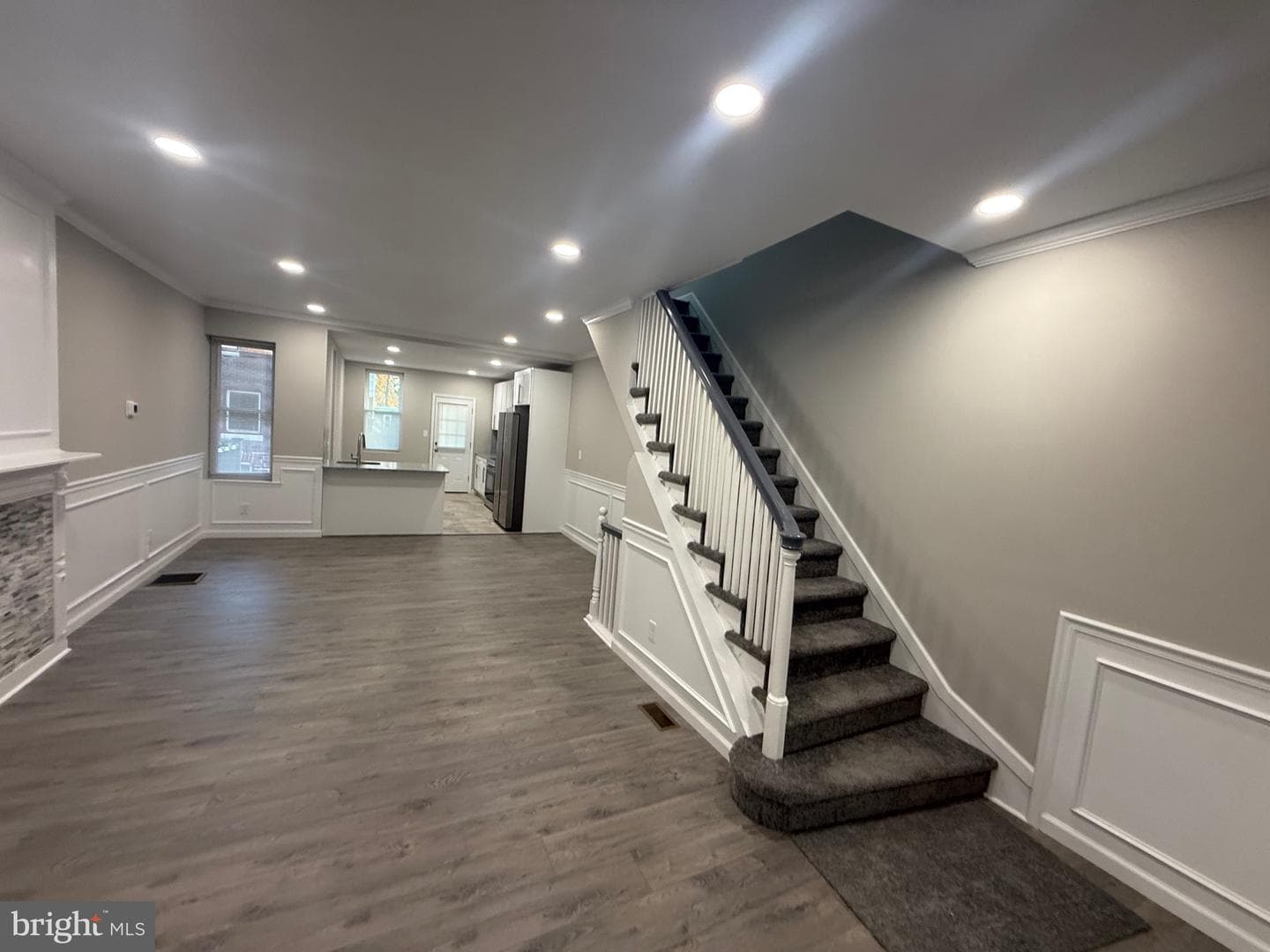 1508 W Chew Street photo 9