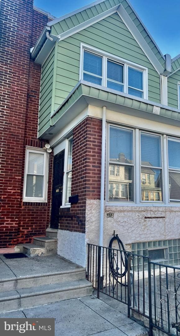 124 W Spencer Avenue photo 2