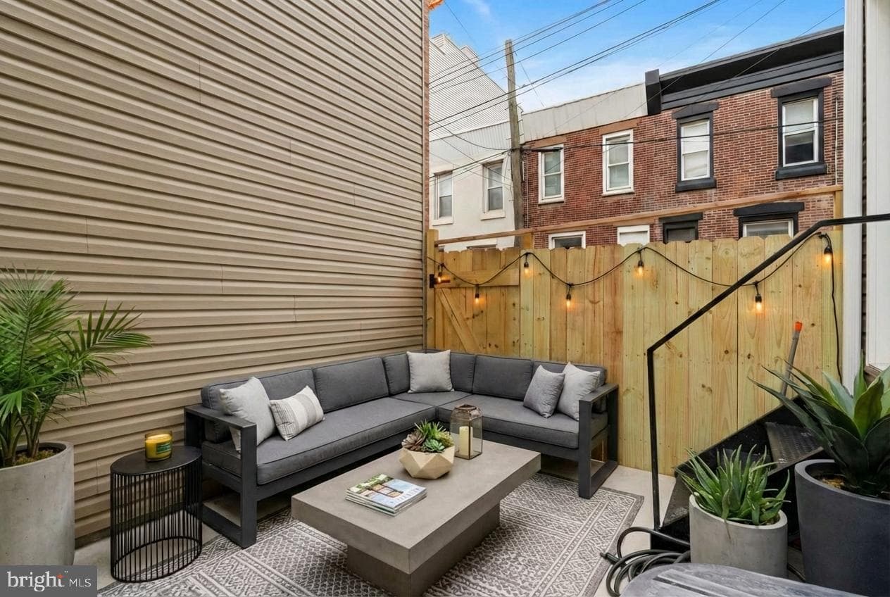 2619 Cedar Street photo 16