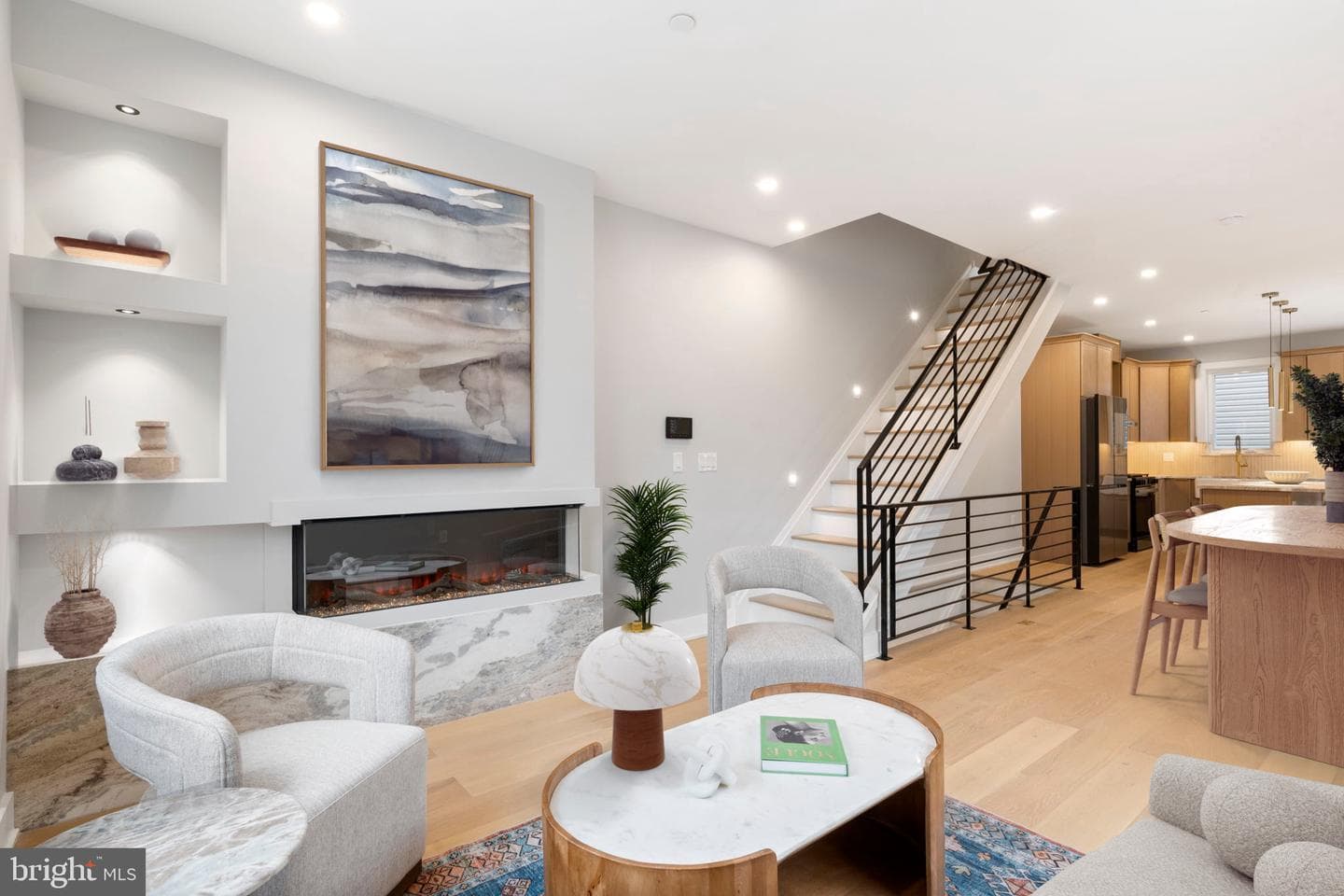 2619 Cedar Street photo 2