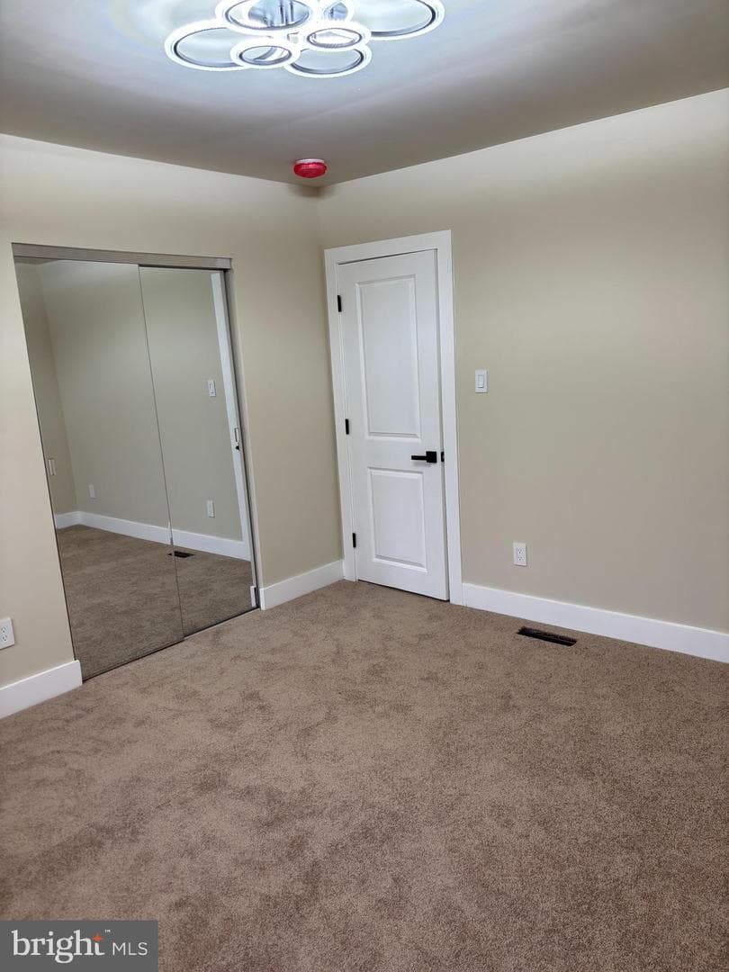 7423 Beverly Road photo 11