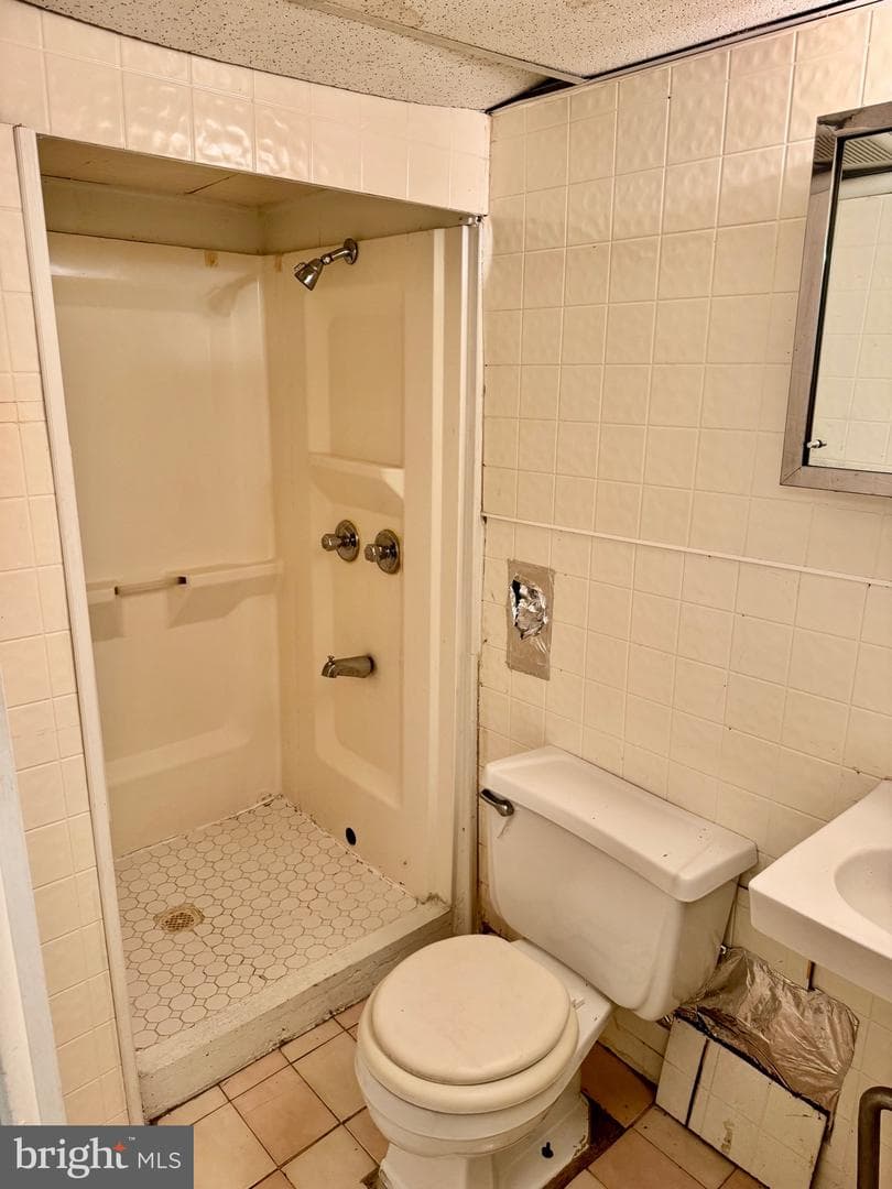 4808 B Street photo 8