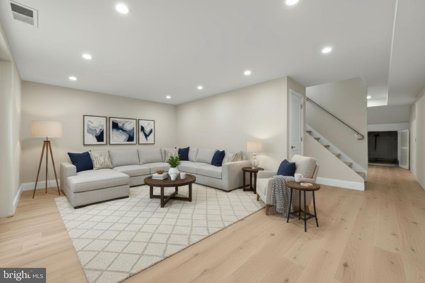 7713 Jason Place photo 34