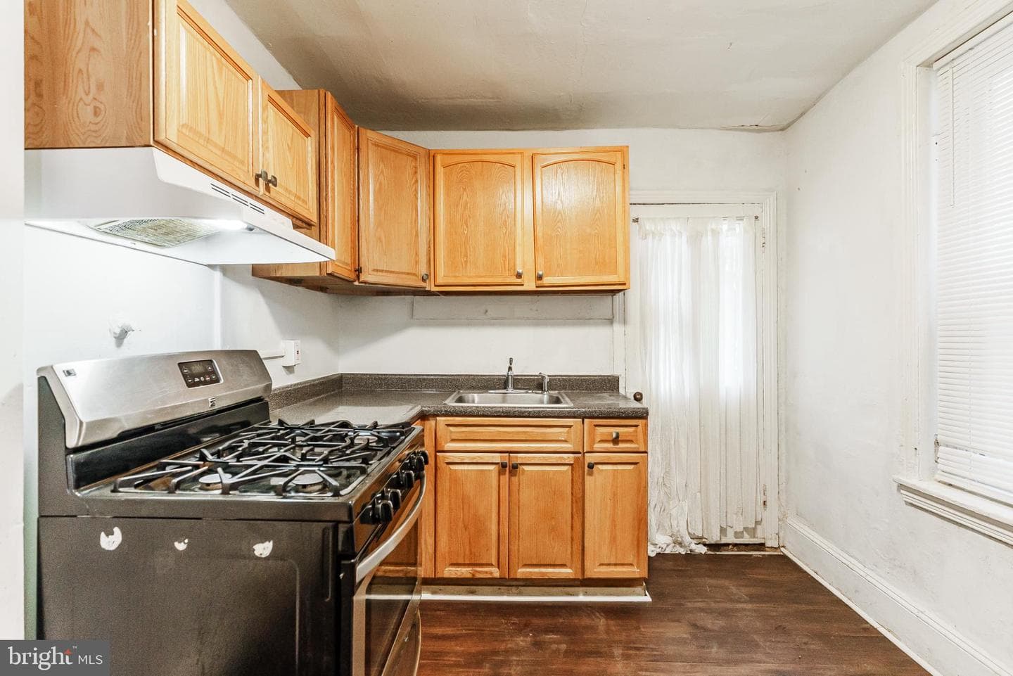 1751 N Bambrey Street photo 7