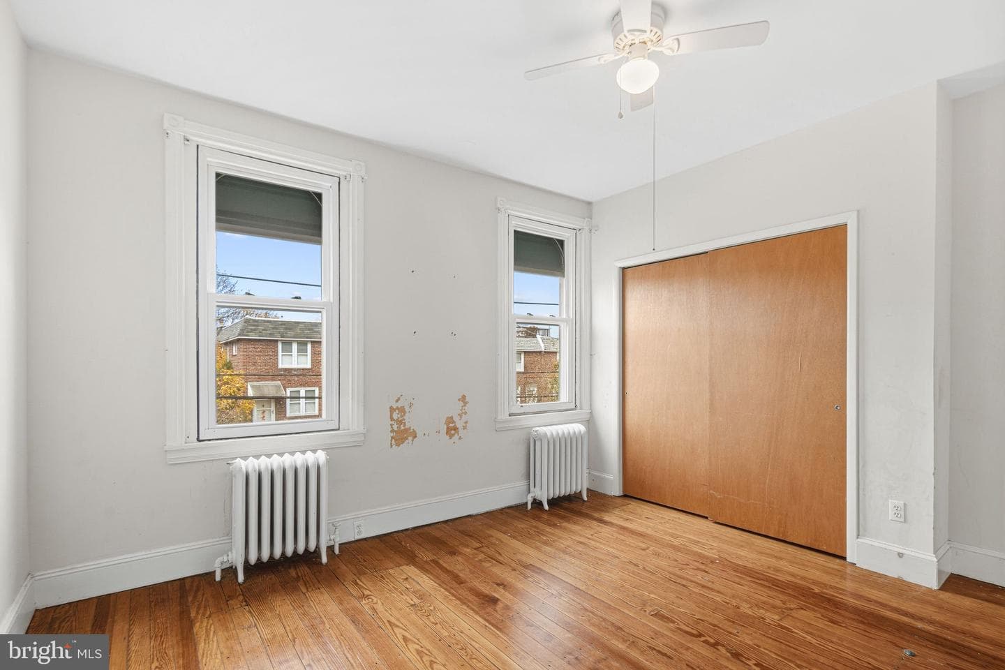 542 Martin Street photo 13