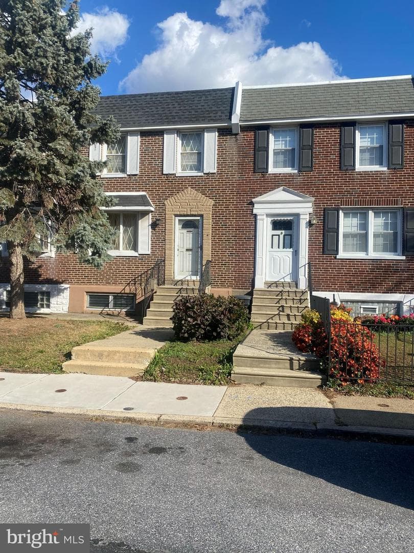 2909 Elbridge Street photo 5