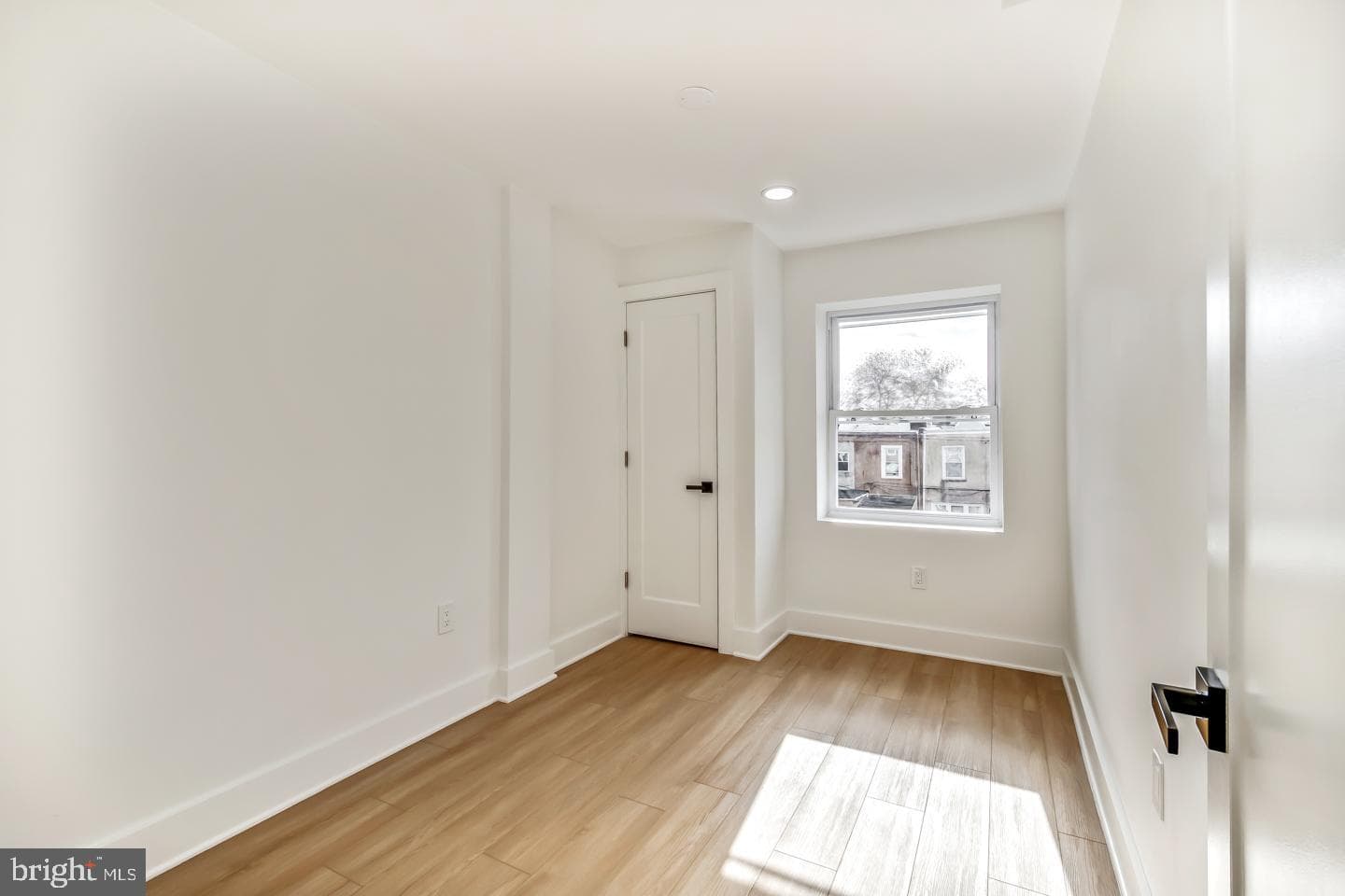 5640 Wyndale Avenue photo 16