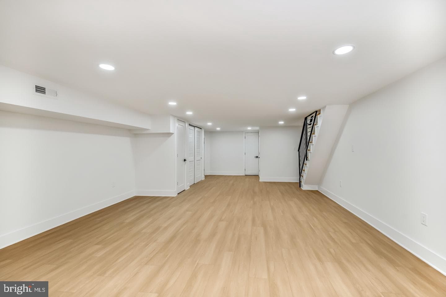 5640 Wyndale Avenue photo 25