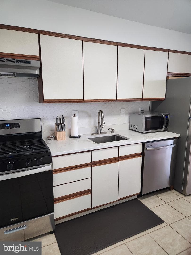 3900 Ford Road #12a photo 17