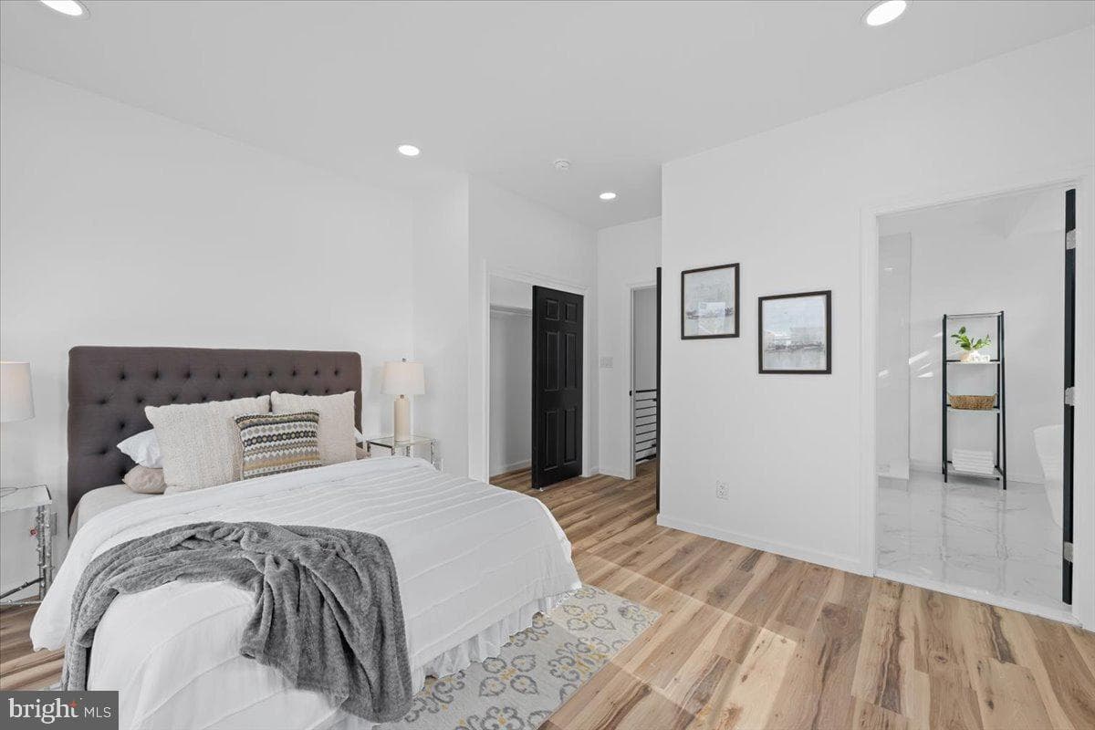 1021 S 60th Street photo 20