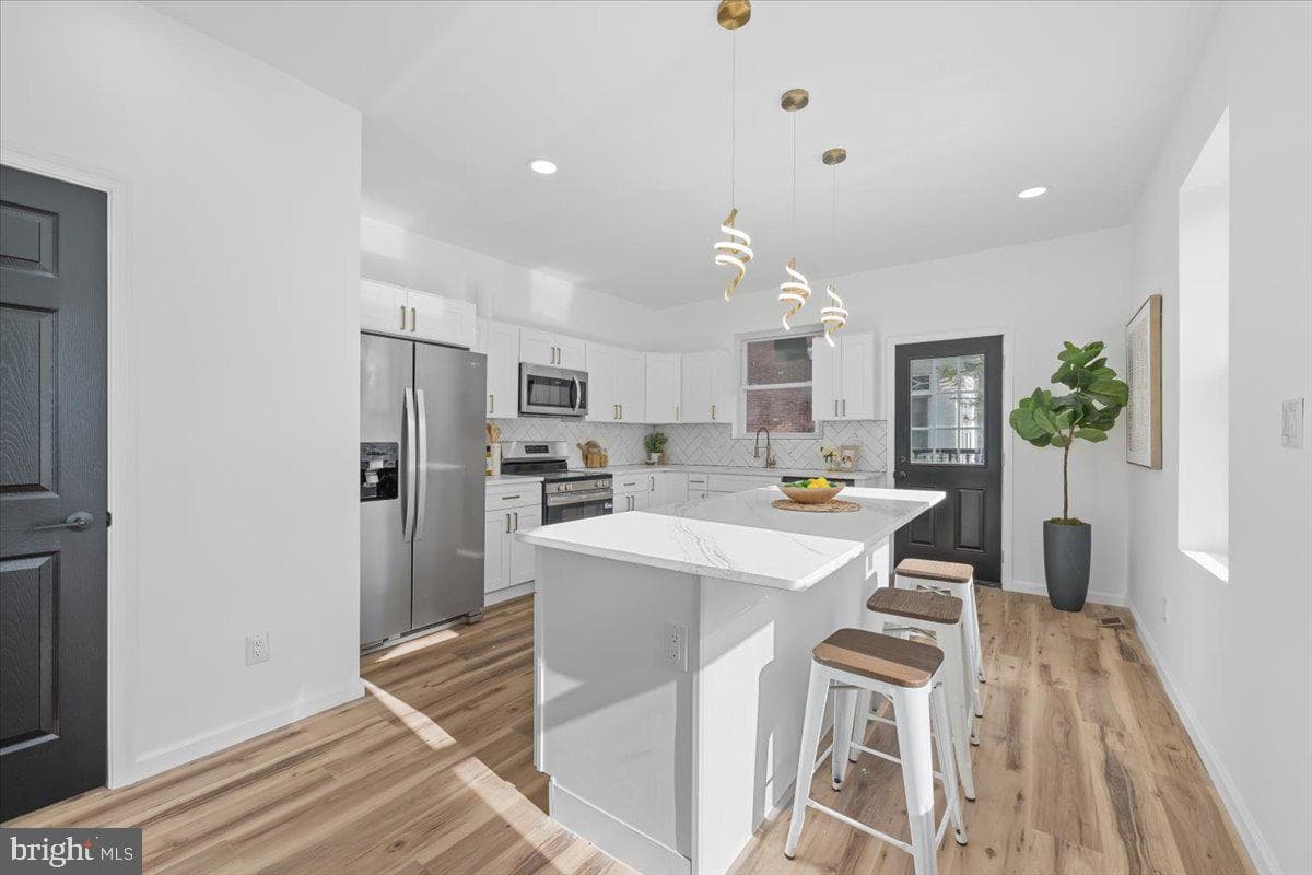 1021 S 60th Street photo 3