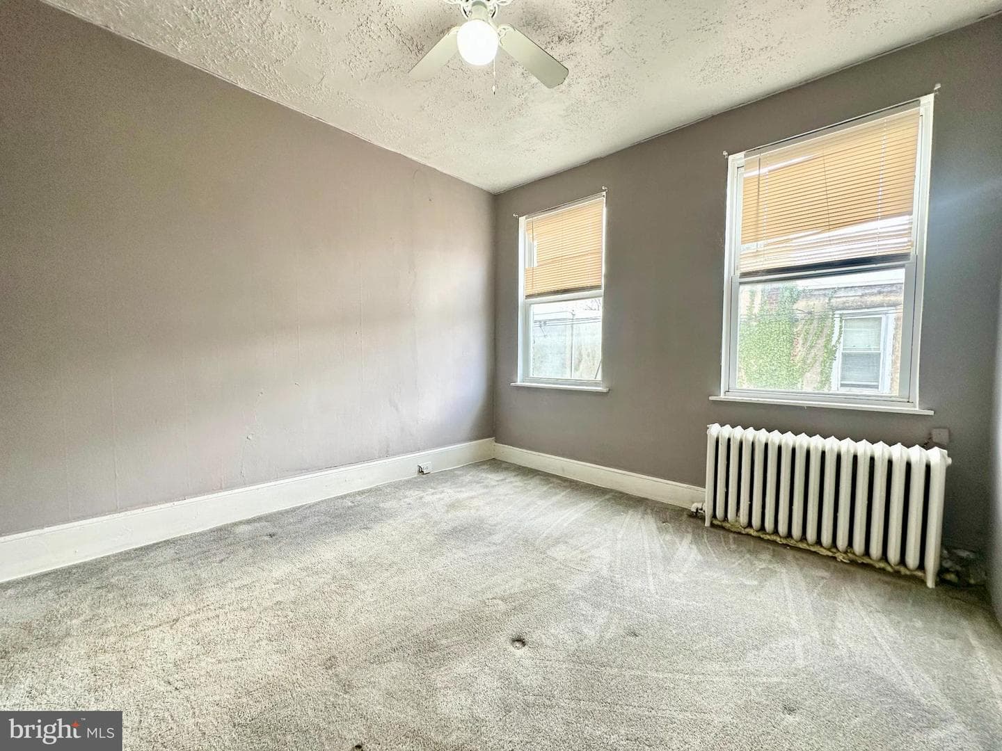 2236 Moore Street photo 12
