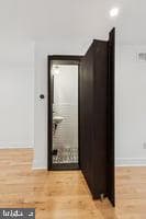 436 Brown Street photo 13