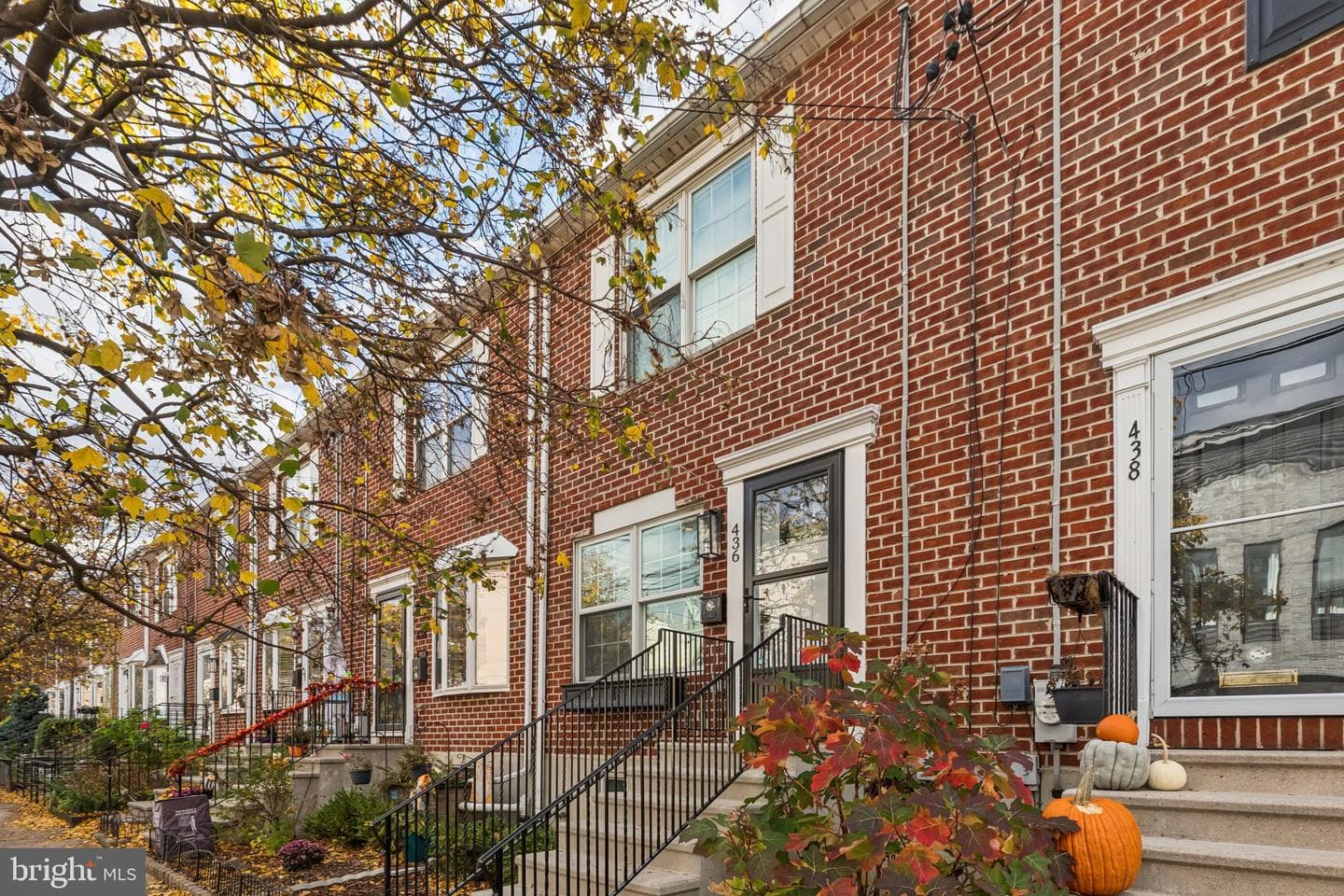436 Brown Street photo 2