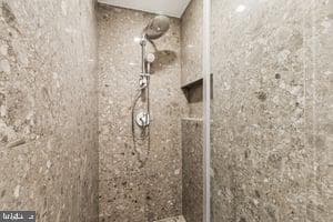 436 Brown Street photo 33