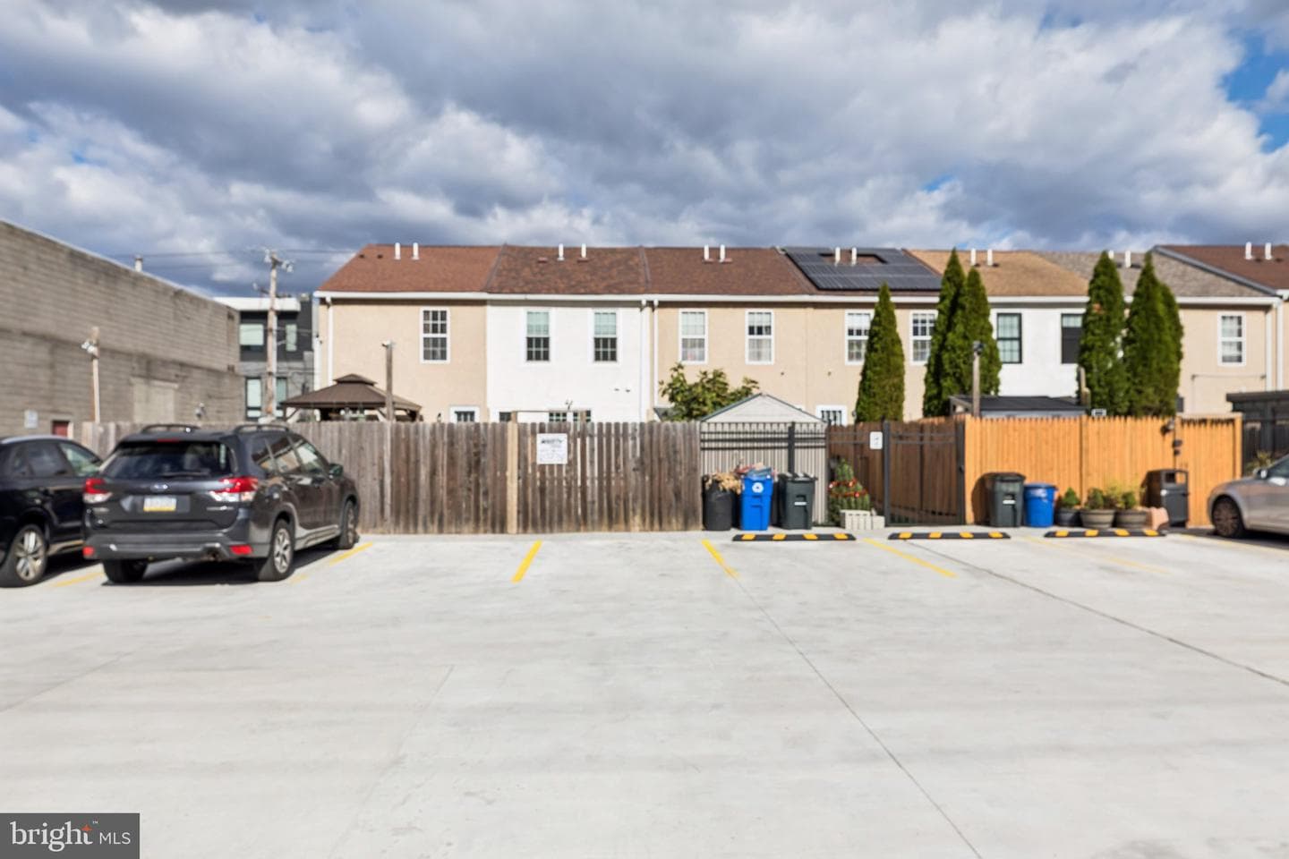 436 Brown Street photo 55