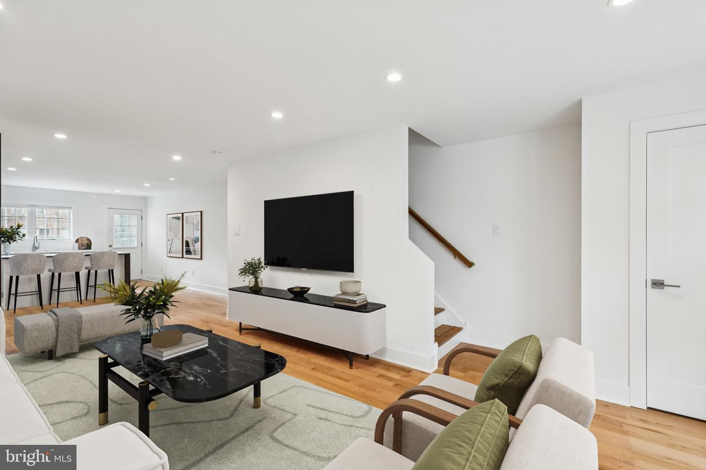 436 Brown Street photo 6