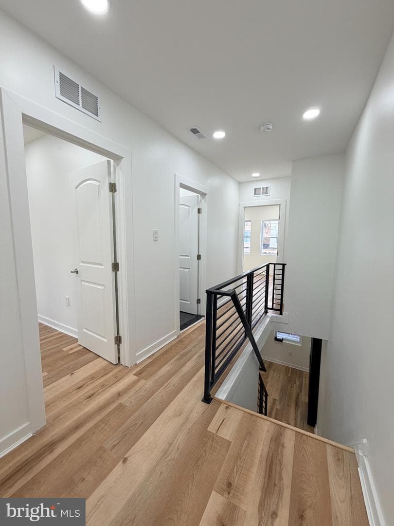 5436 Ridgewood Street photo 23