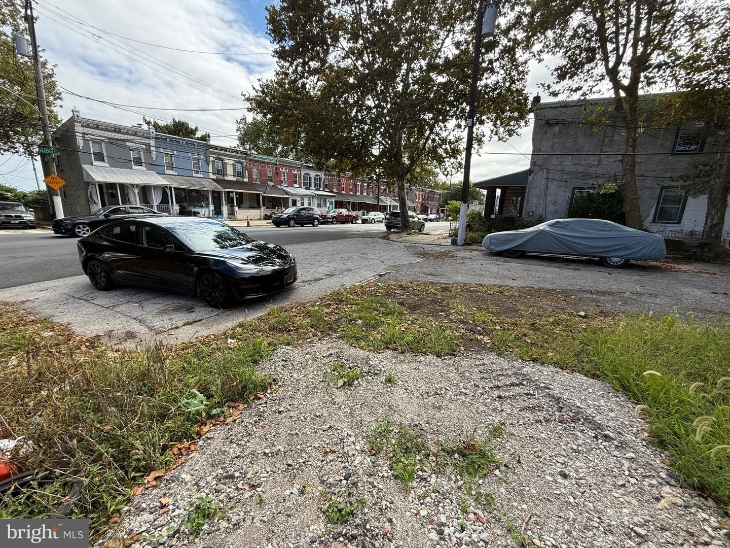 1444 Grays Ferry Avenue photo 3
