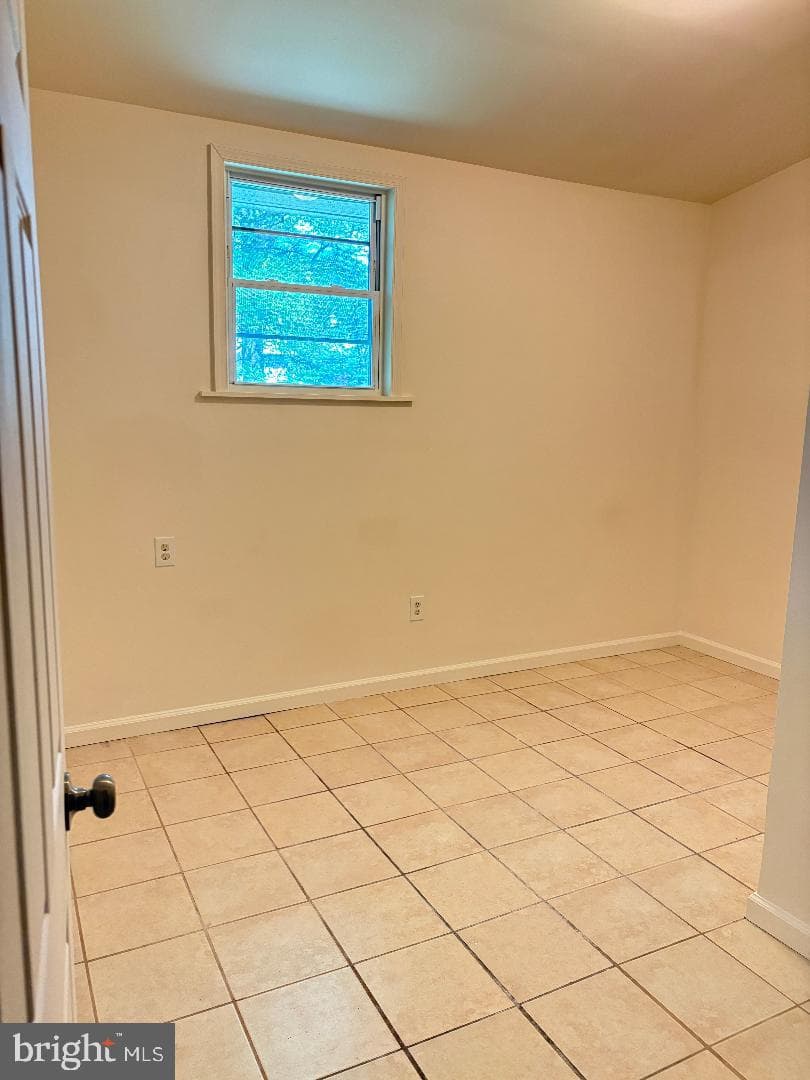 120 Overhill Avenue photo 15