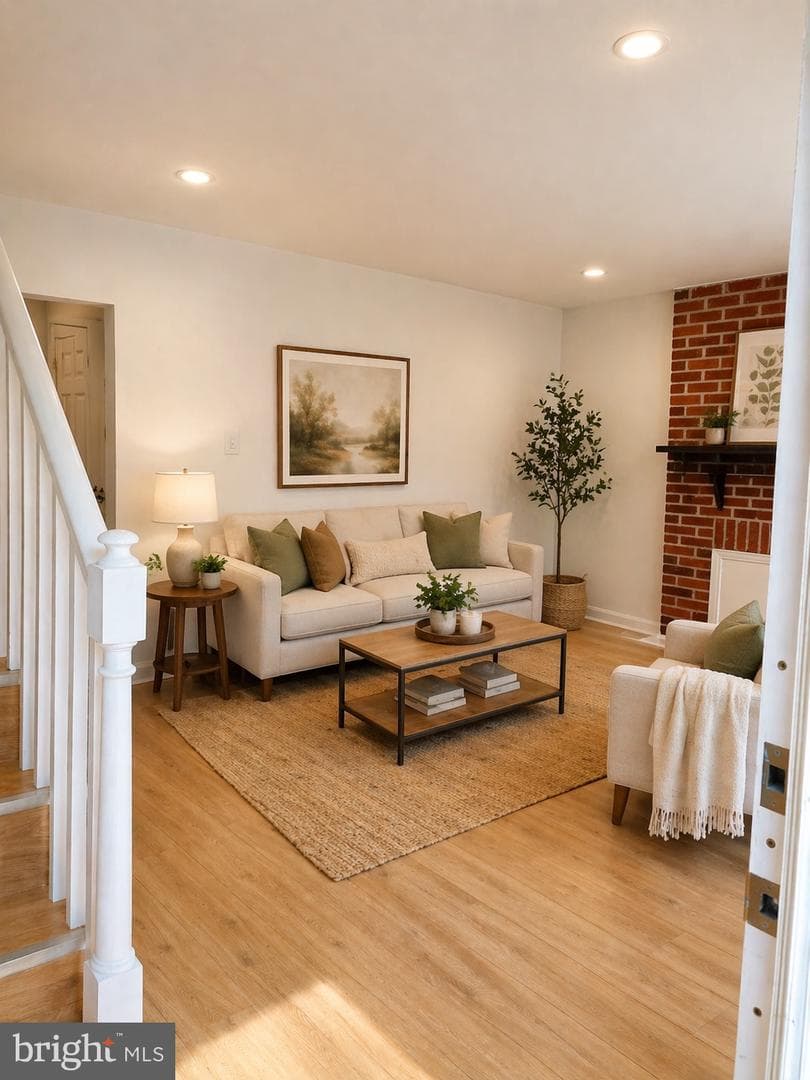 120 Overhill Avenue photo 4