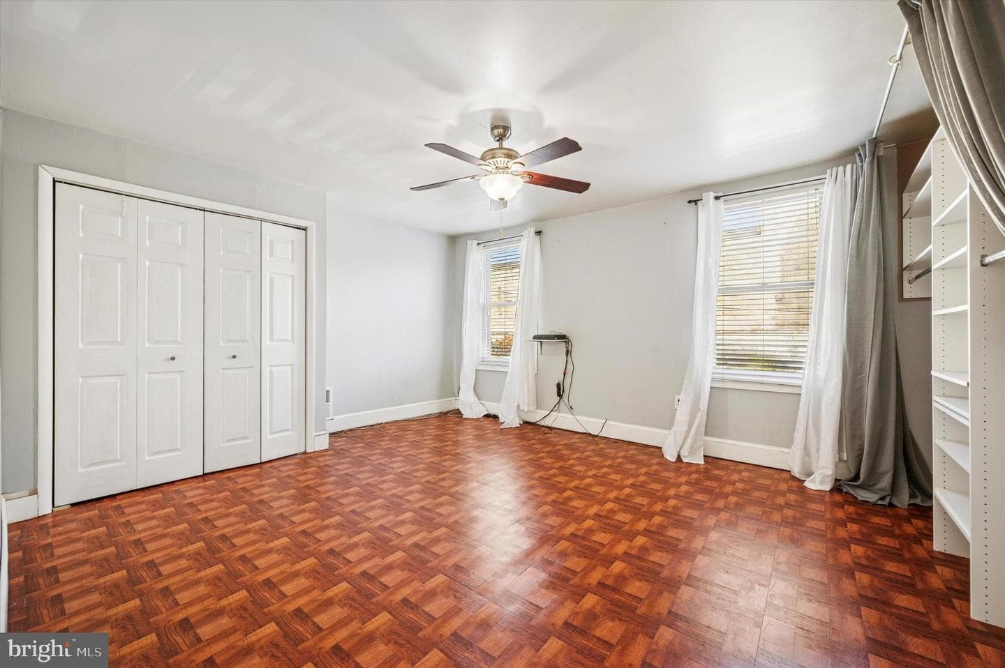 2038 Fairmount Avenue photo 14