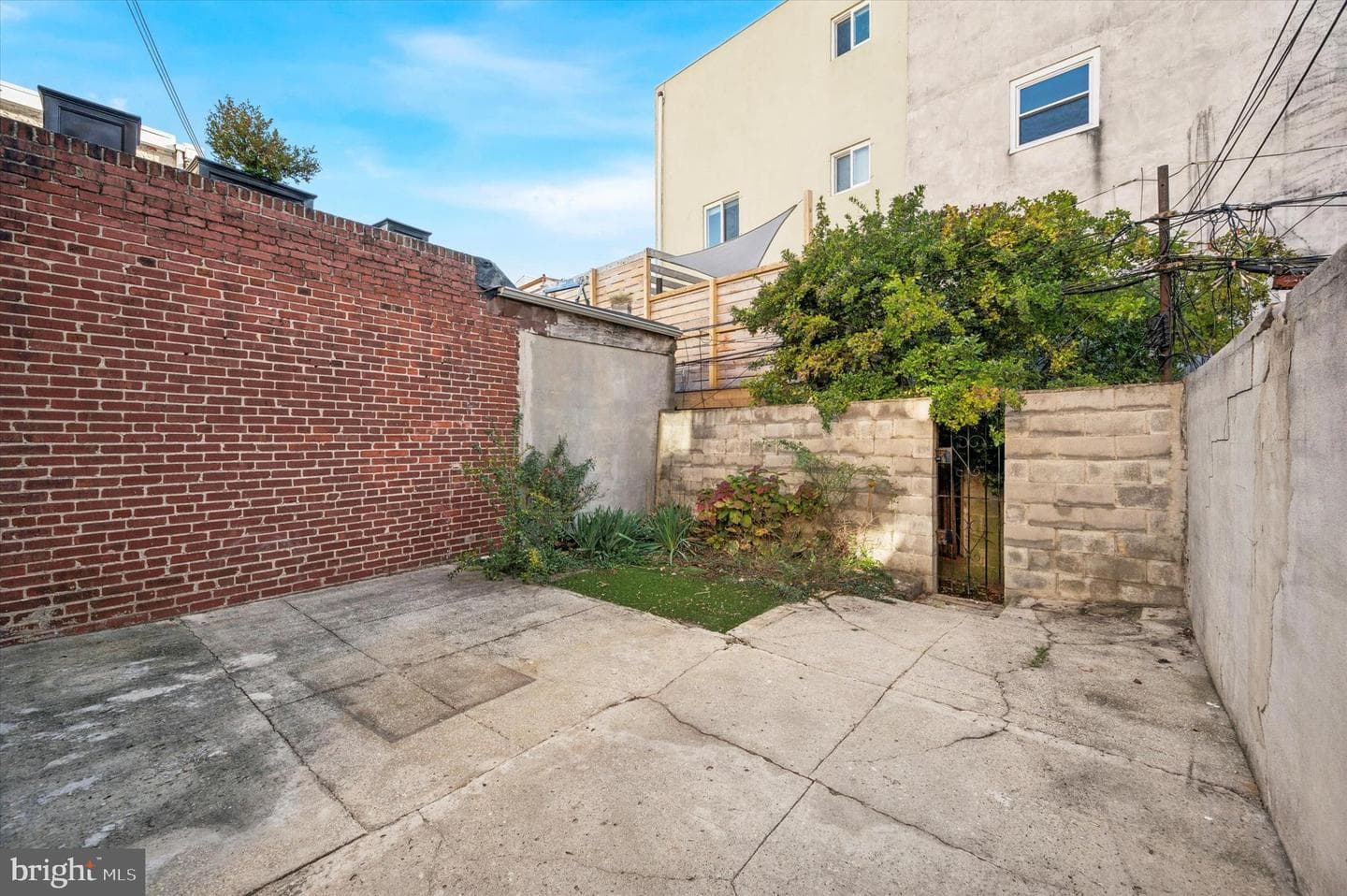 2038 Fairmount Avenue photo 23
