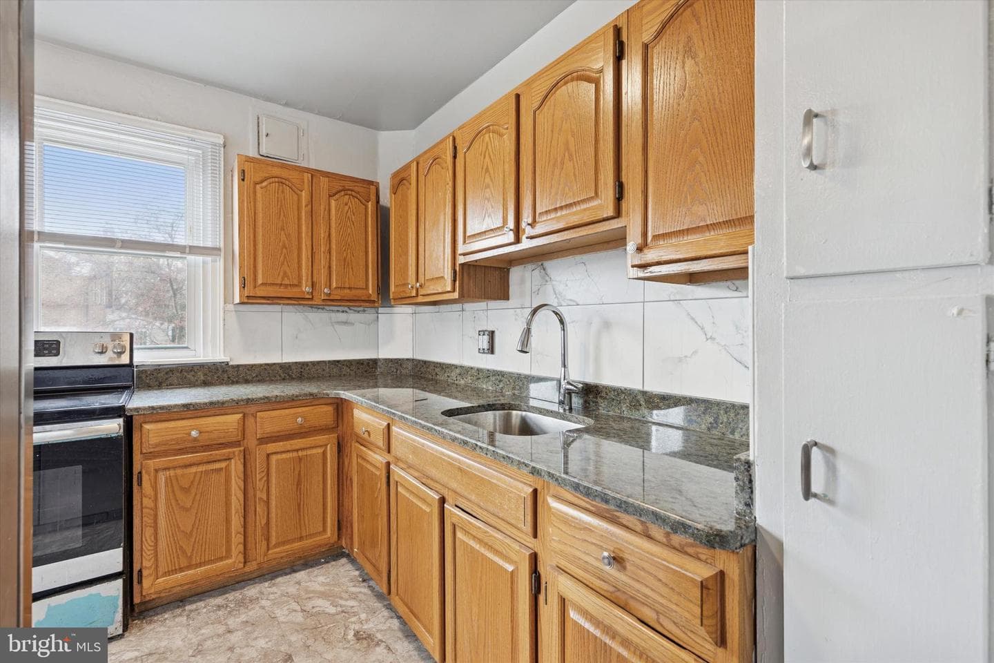 1505 E Barringer Street photo 8