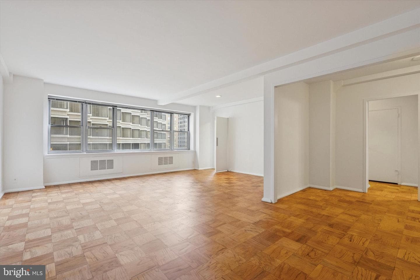 220 W Rittenhouse Square #6f photo 9