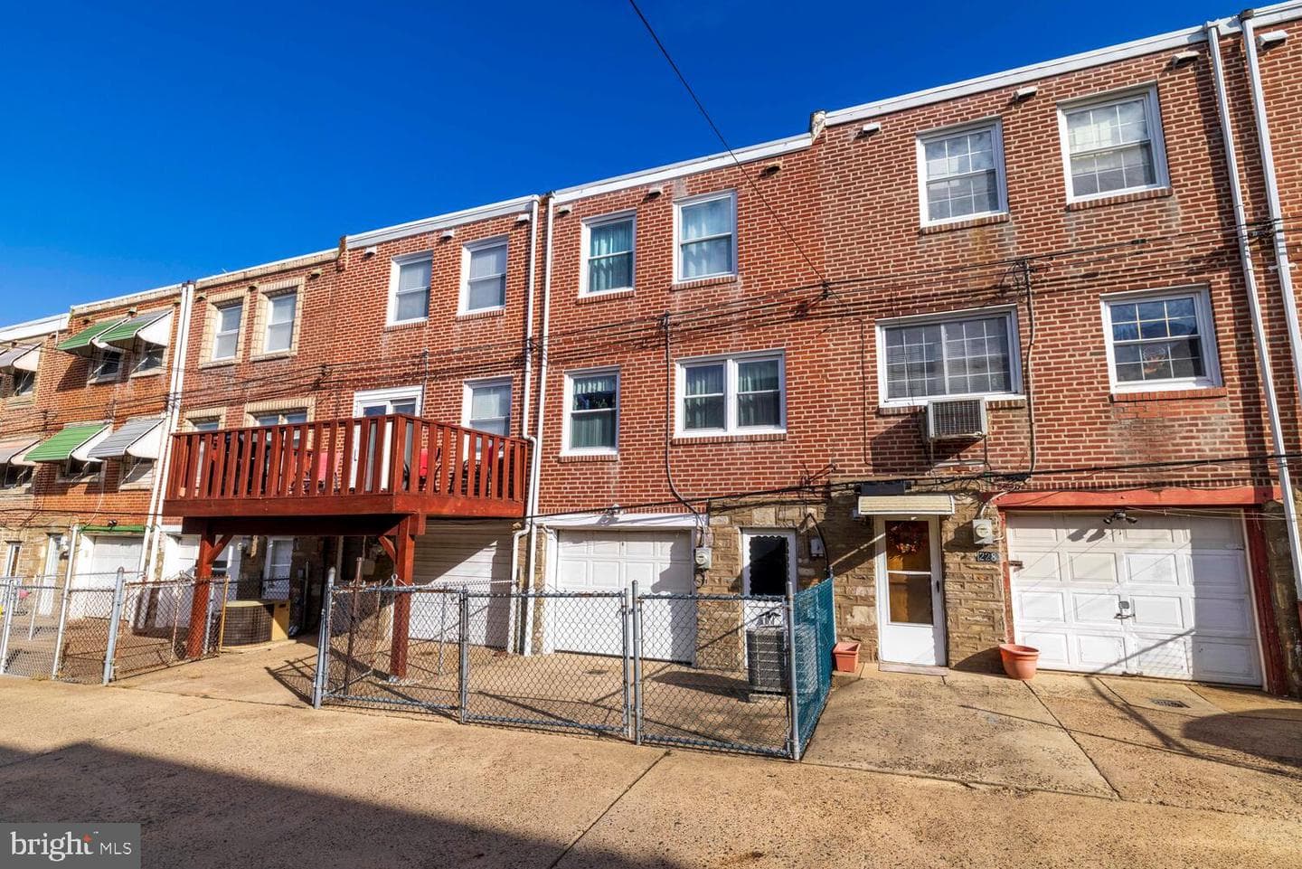 226 Benner Street photo 25