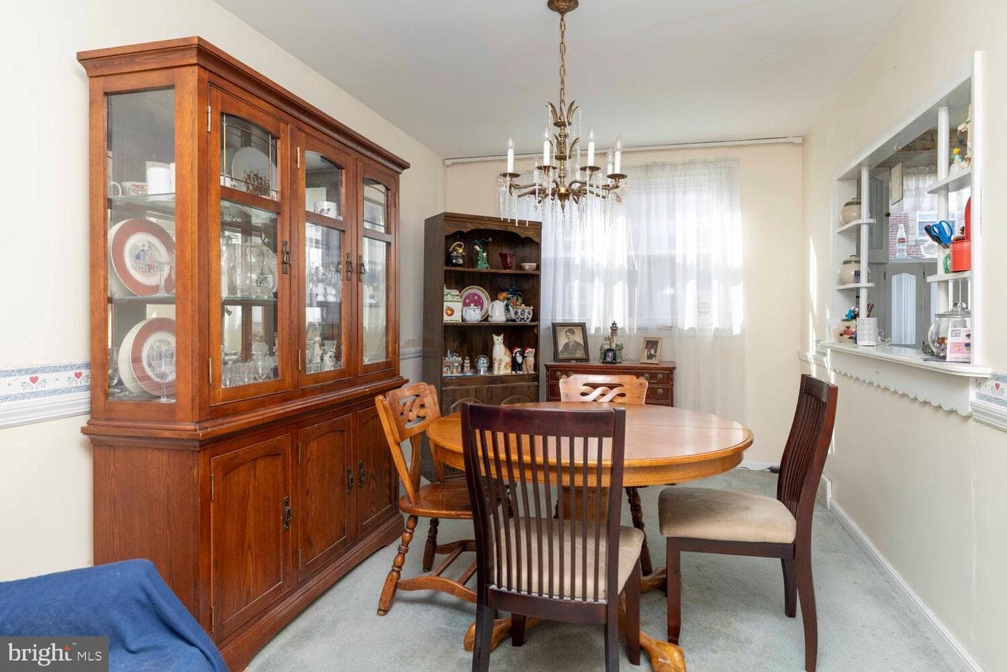 226 Benner Street photo 8