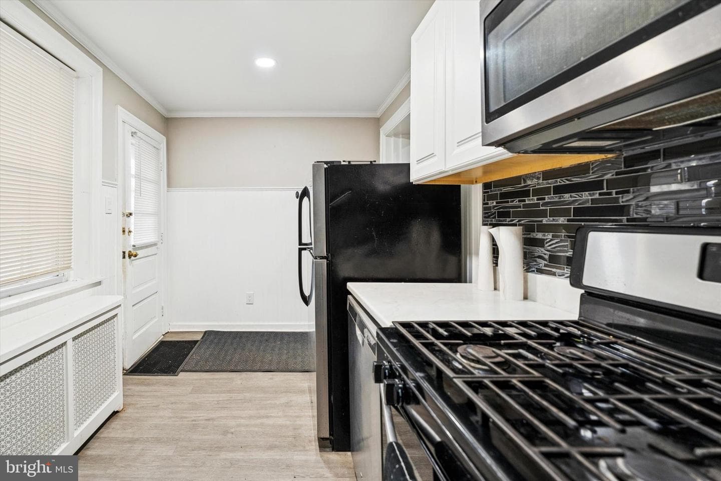 352 Carson Street photo 13