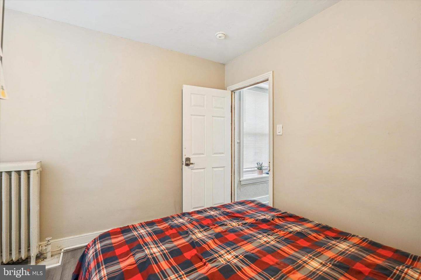 352 Carson Street photo 20