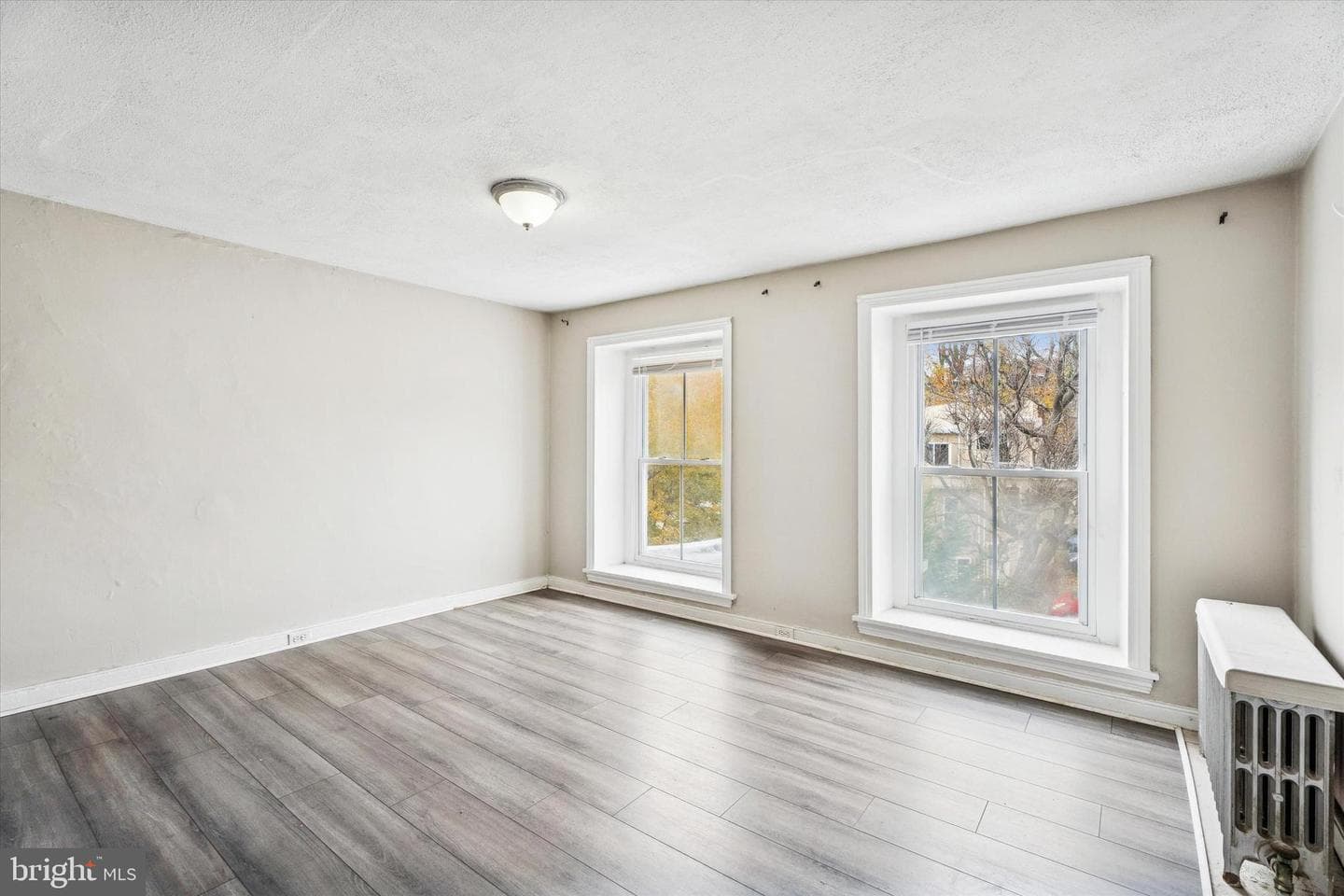 352 Carson Street photo 27