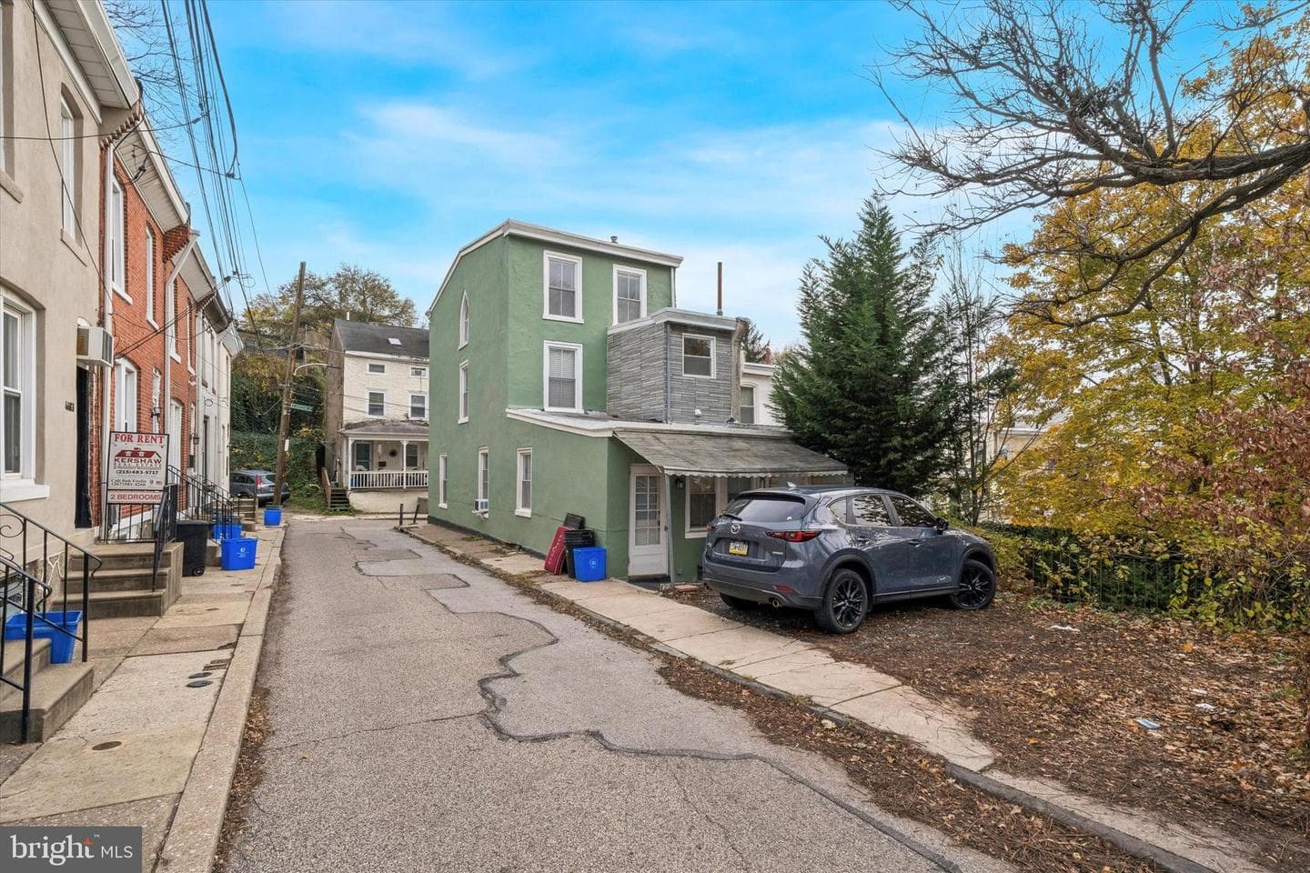 352 Carson Street photo 35